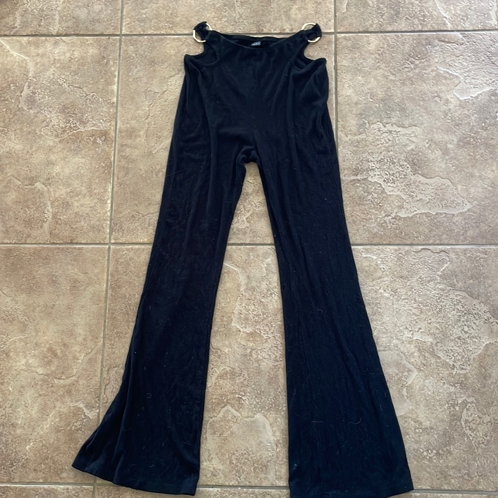 from shein size 4 made of 93% viscose 7% elastane worn once